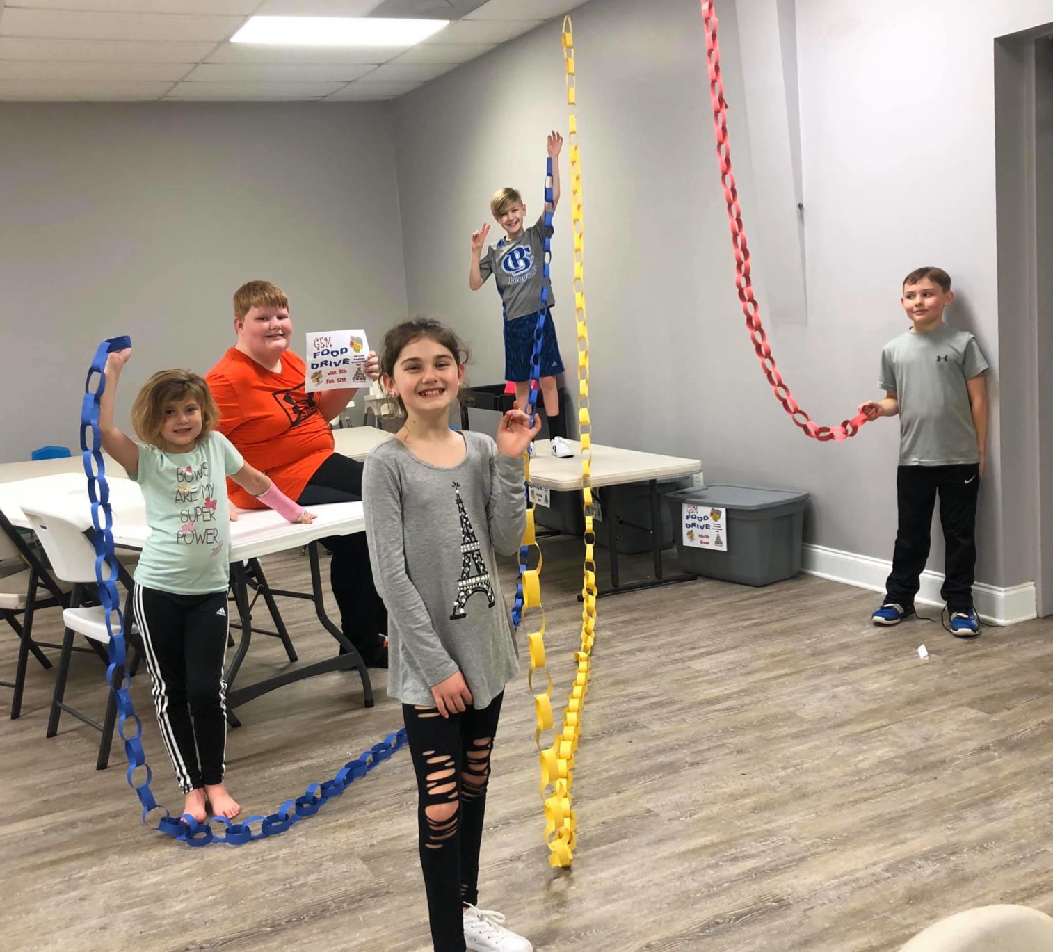Gillsville Baptist Church kids host food drive
